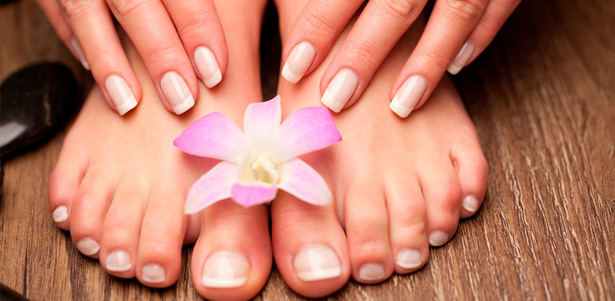Классический маникюр и педикюр с покрытием Shellac или Vinylux в центре красоты «Студия фигуры». **Скидка до 68%**. Москва - kupikupon.ru Классический маникюр и педикюр с покрытием Shellac или Vinylux в центре красоты «Студия фигуры». **Скидка до 68%**