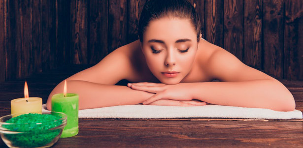 Гавайский, балийский или японский массаж, а также тайские и авторские spa-программы для одного или двоих в студии Spa Philosophy. **Скидка до 77%**. Москва - kupikupon.ru Гавайский, балийский или японский массаж, а также тайские и авторские spa-программы для одного или двоих в студии Spa Philosophy. **Скидка до 77%**