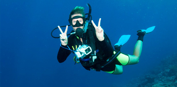 Базовый курс дайвинга Open Water Diver для одного, двоих или четверых в аквапарке «Мореон» от клуба «Морские ангелы». **Скидка до 75%**. Москва - kupikupon.ru Базовый курс дайвинга Open Water Diver для одного, двоих или четверых в аквапарке «Мореон» от клуба «Морские ангелы». **Скидка до 75%**