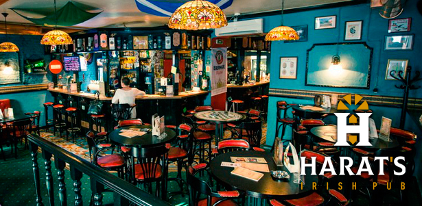 Все меню кухни и напитки в ирландском пабе Harat's Irish Pub: закуски, супы, горячие блюда, паста, бургеры, пенное и не только. **Скидка до 50%**. Санкт-Петербург - kupikupon.ru Все меню кухни и напитки в ирландском пабе Harat's Irish Pub: закуски, супы, горячие блюда, паста, бургеры, пенное и не только. **Скидка до 50%**