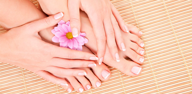 **Скидка до 67%** на маникюр, педикюр с покрытием Shellac в салоне красоты Markova-Lab + **скидка 50%** на услуги парикмахерского зала . Москва - kupikupon.ru **Скидка до 67%** на маникюр, педикюр с покрытием Shellac в салоне красоты Markova-Lab + **скидка 50%** на услуги парикмахерского зала