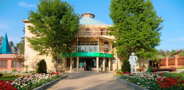 Загородный отдых для двоих или для компании до 4 человек в отеле «Улиткино». Аренда номера или дома на 2, 3 или 4 дня в будние и выходные. **Скидка до 69%**. Москва - kupikupon.ru Загородный отдых для двоих или для компании до 4 человек в отеле «Улиткино». Аренда номера или дома на 2, 3 или 4 дня в будние и выходные. **Скидка до 69%**