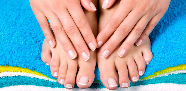 Классический или spa-маникюр и педикюр с покрытием Shellac в салоне красоты «Рада» или студии «Ангел» и Eva Velur. **Скидка до 78%**. Москва - kupikupon.ru Классический или spa-маникюр и педикюр с покрытием Shellac в салоне красоты «Рада» или студии «Ангел» и Eva Velur. **Скидка до 78%**