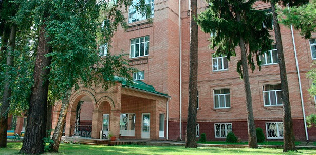 2 или 3 дня для двоих в пансионате «Малаховка»: проживание, 3-разовое питание, тренажерный зал, детская комната, прокат спортинвентаря, Wi-Fi, парковка и многое другое. **Скидка до 42%**. Москва - kupikupon.ru 2 или 3 дня для двоих в пансионате «Малаховка»: проживание, 3-разовое питание, тренажерный зал, детская комната, прокат спортинвентаря, Wi-Fi, парковка и многое другое. **Скидка до 42%**