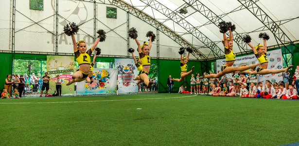 До 24 занятий спортивной аэробикой и черлидингом в детской танцевальной школе Evolution of Dance. **Скидка до 76%**