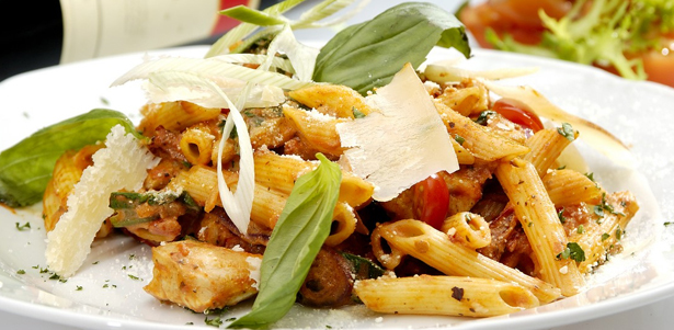 Романтический вечер для двоих или ужин для четверых в кафе «Коралловый риф». **Скидка до 55%**