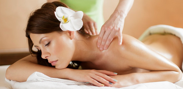 Spa-программы на выбор в spa-салоне Thai-Relax: «Путь воина», «Вишня в шоколаде», «Медовая», «Тайна трех океанов» и фирменный массаж в четыре руки «Минуты блаженства» для одного или двоих. **Скидка до 76%**