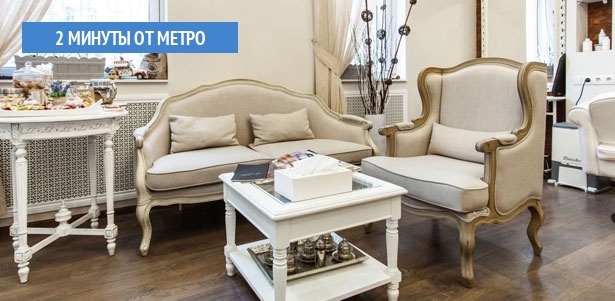 Мужская и женская стрижка, сложное окрашивание, «Ботокс для волос», кератиновое выпрямление, «Счастье для волос», восстановление Olaplex, коктейльная укладка и другие парикмахерские услуги в студии красоты LA 905. **Скидка до 89%**