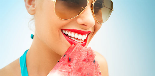 Ультразвуковая чистка зубов, чистка Air Flow, отбеливание Amazing White, Zoom 4, Belle и Opalescence Boost в стоматологической клинике «Меда». **Скидка до 84%**