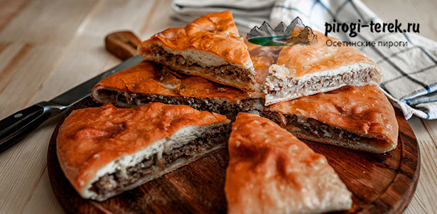 Горячие осетинские пироги и итальянская пицца с доставкой от пекарни «Пироги Терек». **Скидка до 76%**