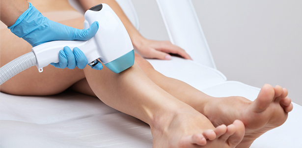 Лазерная эпиляция зоны глубокого бикини, подмышечных впадин, ног или всего тела в студии лазерной эпиляции Beauty House. **Скидка до 40%**