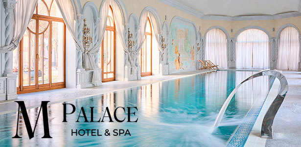 **Скидка 30%** на романтический отдых для двоих в загородном отеле Malakhovka Palace 5*: проживание, посещение спа-комплекса с бассейном, хаммамом и сауной, караоке и не только