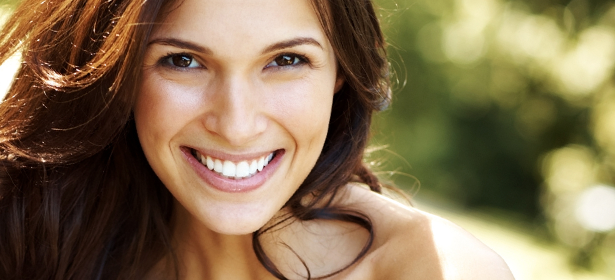 Профессиональная гигиена полости рта и Air Flow. Белоснежная улыбка бывает не только в глянцевых журналах! Скидка 70%