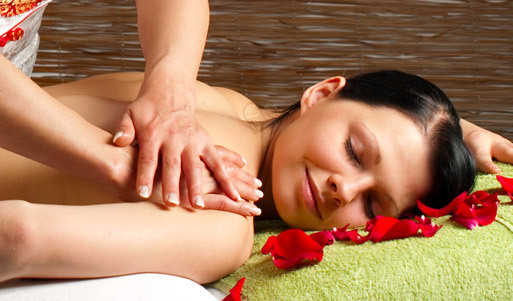 Борьба по всем фронтам: <font color="#99cc00"><b>скидка 65%</b></font> на курс из трех процедур лимфодренажного массажа тела и парафинотерапию для рук в «Центре классического массажа»<font color="#99cc00"> (1900 р. вместо <s>5550</s>)!</font>