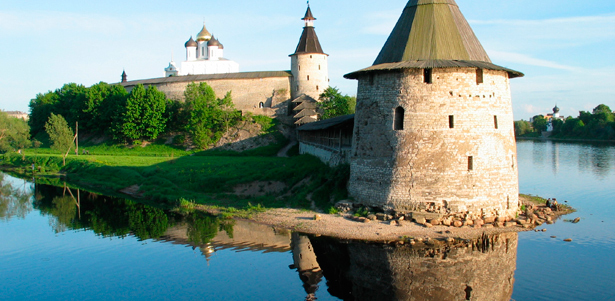 Тур «Псков - Печоры - Изборск - Пушгоры» от агентства недвижимости и туризма «Росс Групп». **Скидка 50%**
